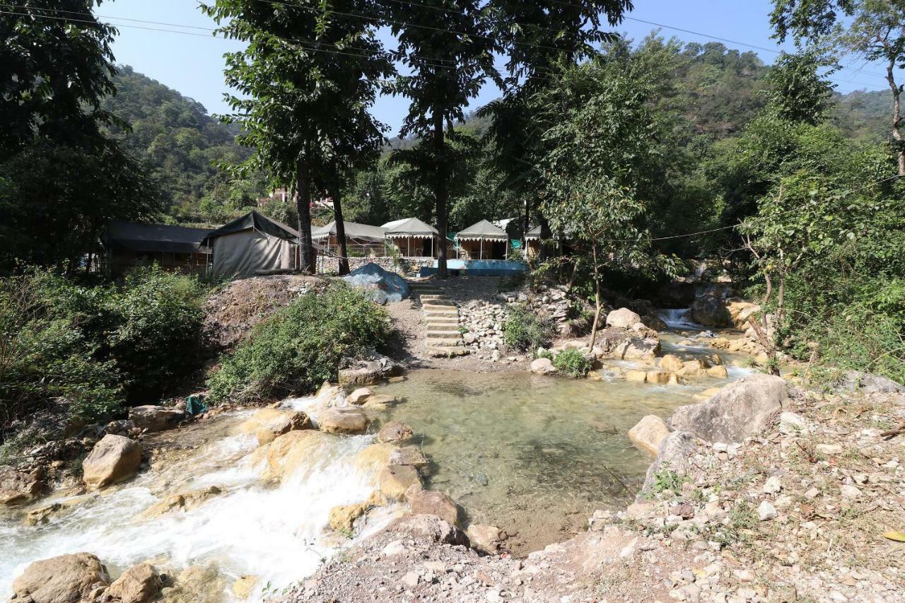 Oyo 23439 Tapovan Heights Camp & Resort Narendra Nagar ภายนอก รูปภาพ
